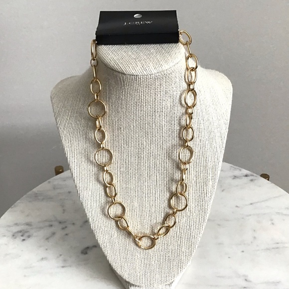 Gold-Tone Statement Circle Necklace New With Tag - Picture 7 of 8